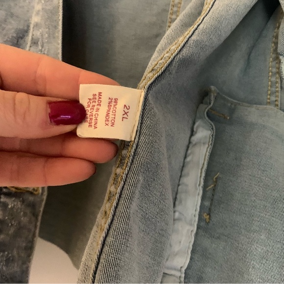 Denim Jacket - Short Sleeve w/Stretch - Picture 2 of 9